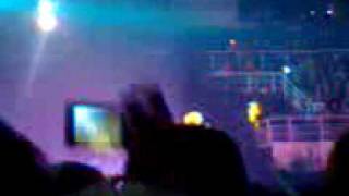 Green Day - Boulevard of broken dreams (2) live Bologna