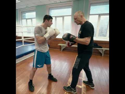 так бьет боксер! #boxing - YouTube
