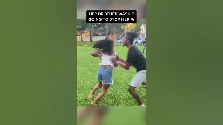 One-handed catch on her brother 😂👏 (via @loryn.goodwyn/IG) #shorts