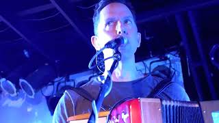They Might Be Giants - Istanbul (Not Constantinople) (Asbury Park, NJ 8-8-2013)