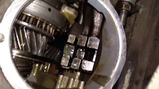 Как залить побольше масла в пятиступенчататую КПП  ВАЗ 2101-2107