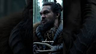 Jason Momoa Has All Three Components Of A Strong Leader Booming Voice Gravitas And A Weird Horn