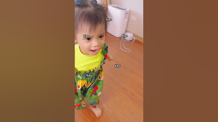 nhà 3 người mỗi 1 cái Tivi kiểu: #fansiefamily
