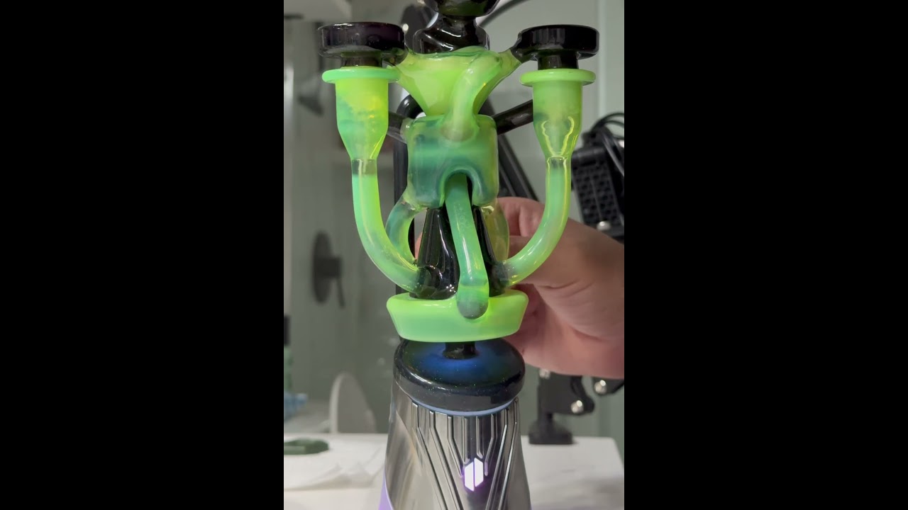 Puffco peak pro with 3DXL chamber