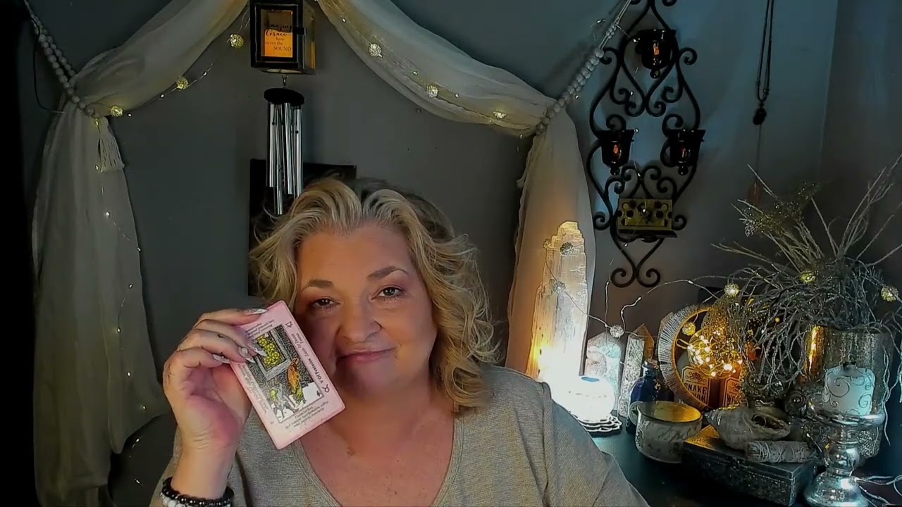 Гадание на картах Таро на Новый год 2026 (Рыбы). Новая жизнь 🥂🍾 Любимый канал на YouTube