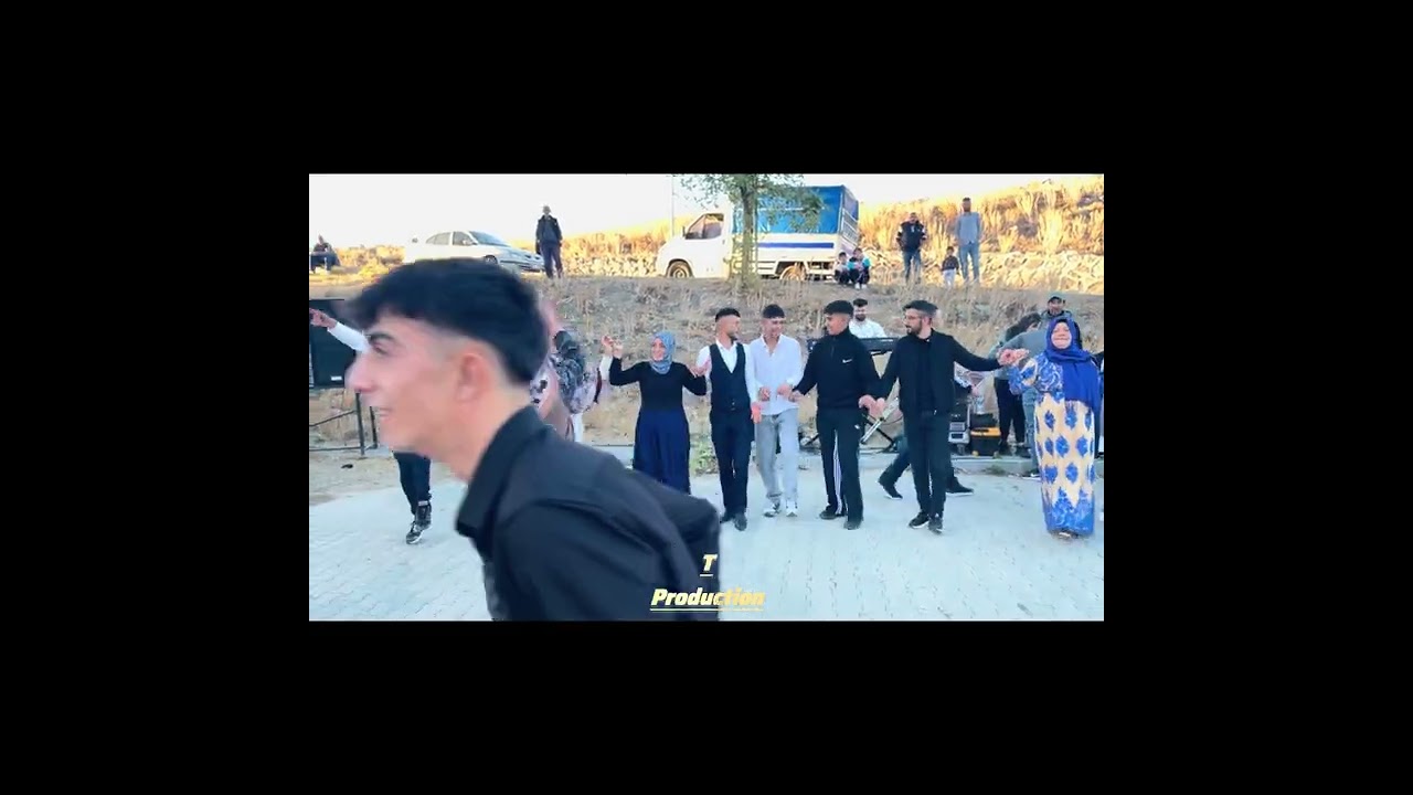 Kars Bayrampaşa Toki Asker Eğlencesi Ceylan Özsever Farkıyla Bomba Halay