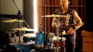 Taylor Swift - New Romantics - Rock Cover - Jeje GuitarAddict ft Jeremy Puringer
