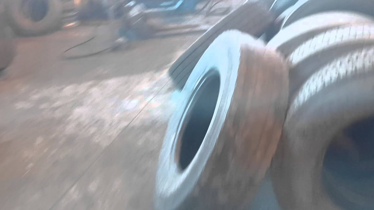 Взрыв колеса автомобиля