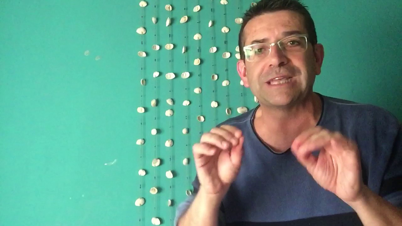 Una canita al aire - YouTube