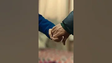 ونا جنبك شايفة منك حاكة من ريحة ابويا 