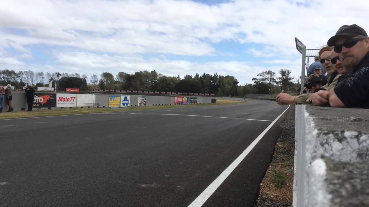 mothers mc race day 2014 - YouTube