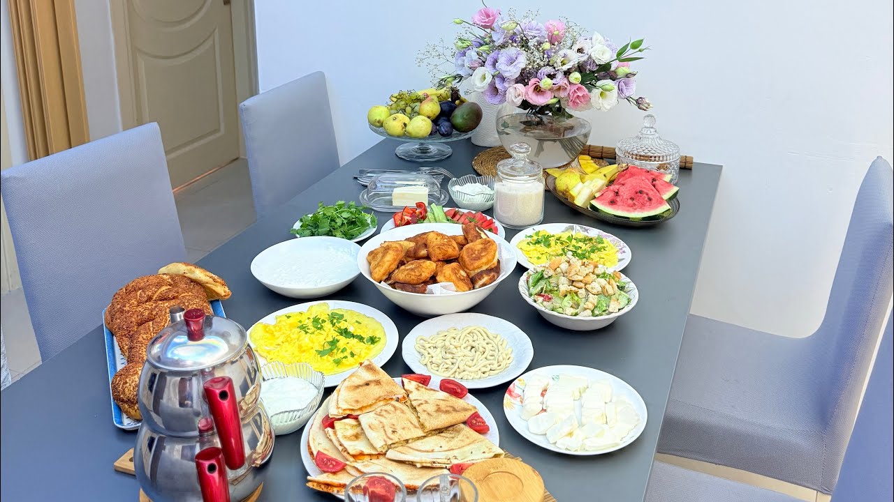 ПЕРВЫЙ ДЕНЬ В ТУРЦИИ🇹🇷БАЗАР В ЯЛОВА🍉🥥ПРОГУЛКА с ПЛЕМЯННИКАМИ🩷