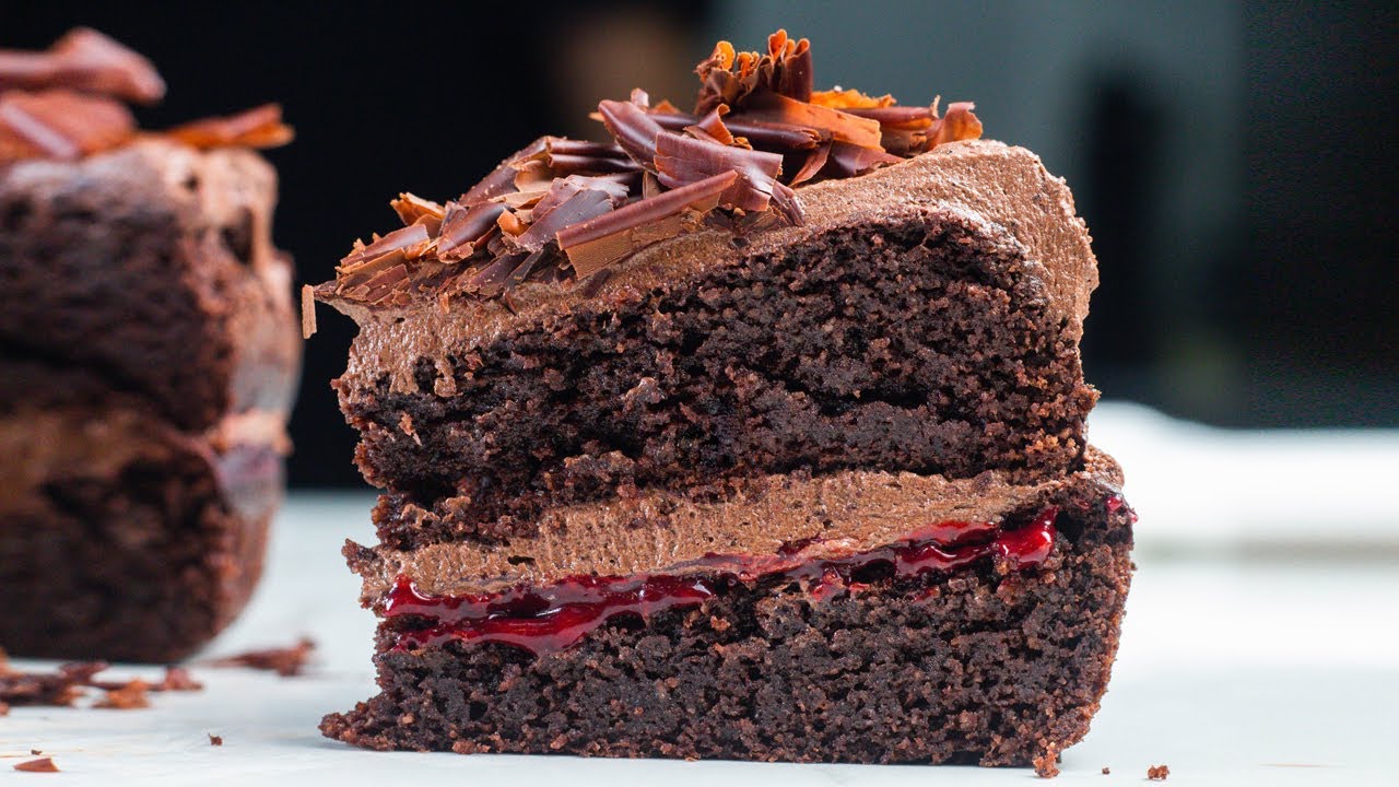 Keto Chocolate Cake, Tender and Moist | NO SUGAR