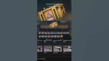 First knife unboxed! #twitch #csgo #csgo2 #gaming #twitchstreamer