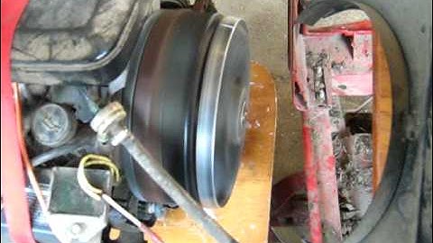 Cub Cadet 582 Briggs and Stratton 18hp twin