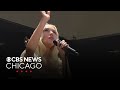 Christina Aguilera performs "What a Wonderful World" at Obama Center opening ceremony