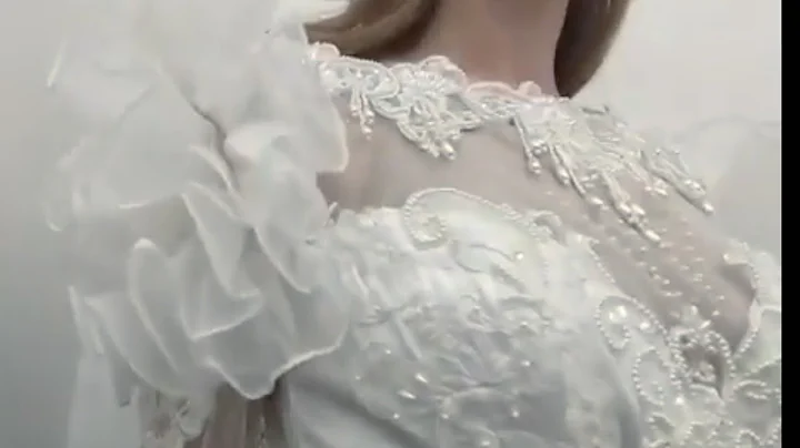 Goodwill Thrift Store Vintage Wedding Dress Try On Store 2 of 2023