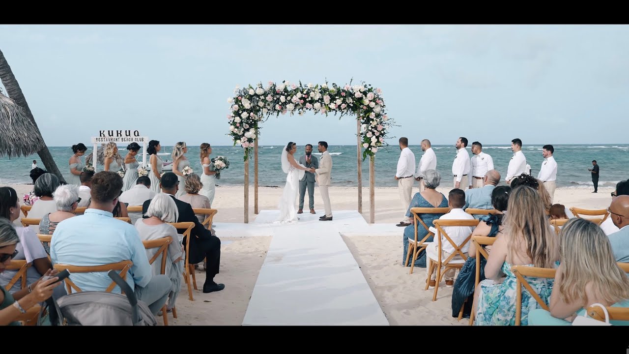 Kukua: A Punta Cana Beach Wedding Tale | Dream Caribbean Ceremony