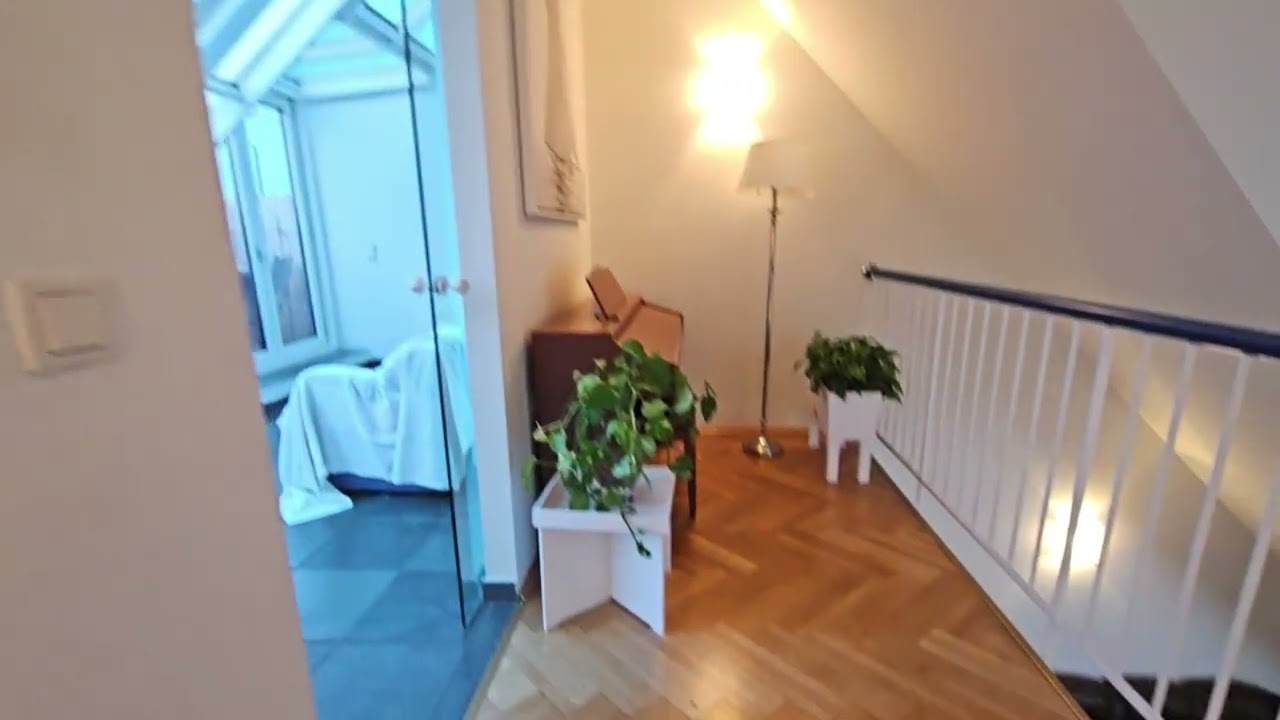 4. Bezirk DG-Maisonette in der Taubstummengasse 4, mit Blick auf St. Karlskirche zu vermieten