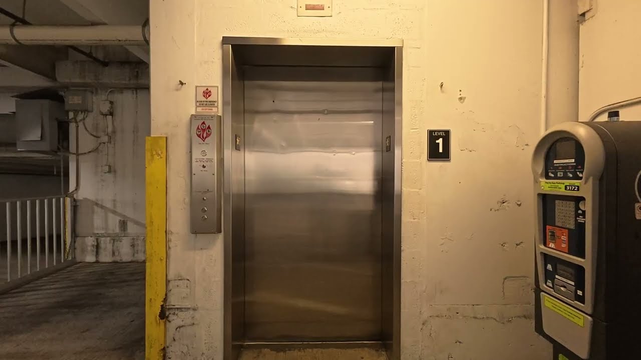 ThyssenKrupp Modded Elevator @ Robert Federspiel Garage, Delray Beach, FL