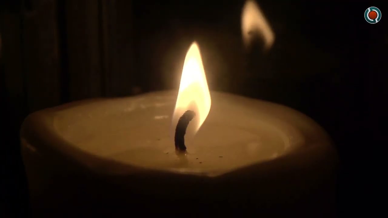Клип свечи горят