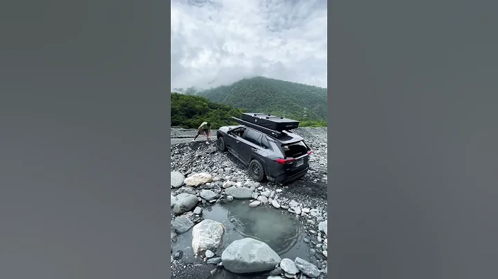 CRAZIEST RAV4 WANT TO TRY SOMETHING MORE#rav4 #offroad #Toyota #unrv #defender #camping