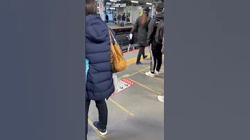 山手線止めてんだよ 