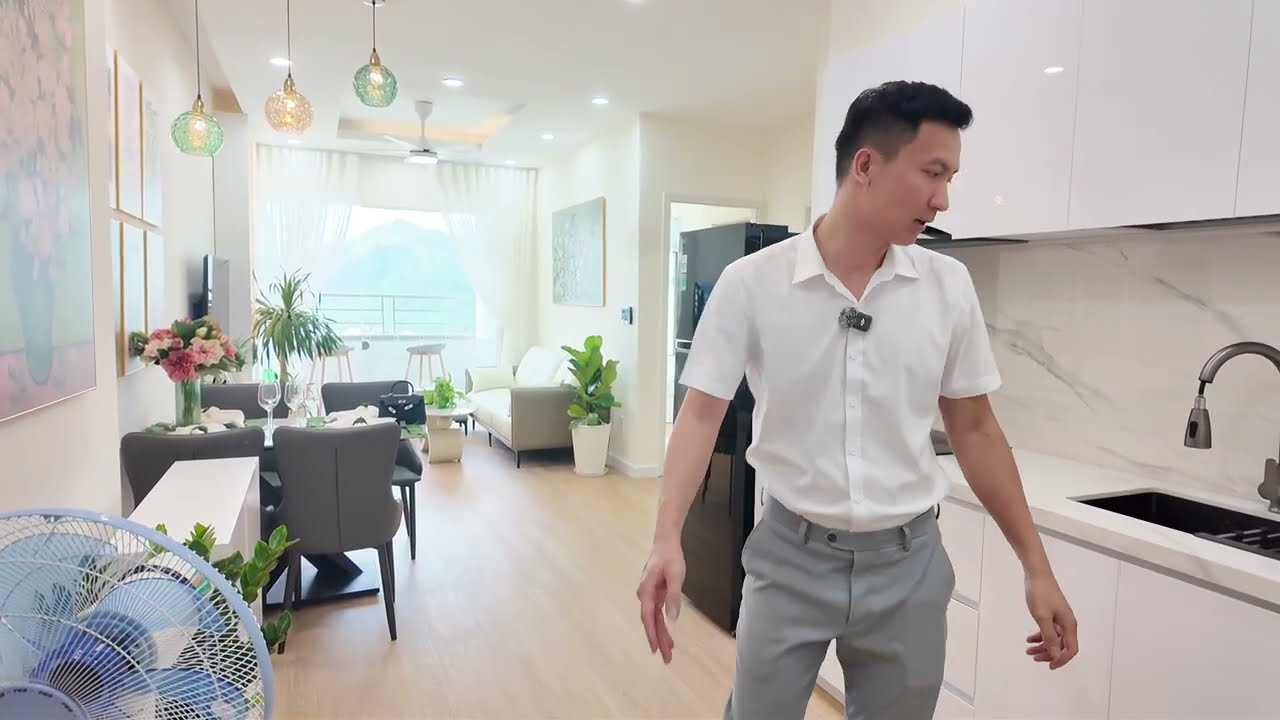 (ĐÃ BÁN )CĂN HỘ TUYỆT ĐẸP NGAY BÃI TẮM HÒN CHỒNG VIEW CẢ BIỂN CẢ PHỐ CẢ NÚI CÔ TIÊN