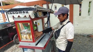 20 TAHUN BERTAHAN JUALAN BURGER JADUL KELILING SEKOLAH - INDONESIAN STREET FOOD