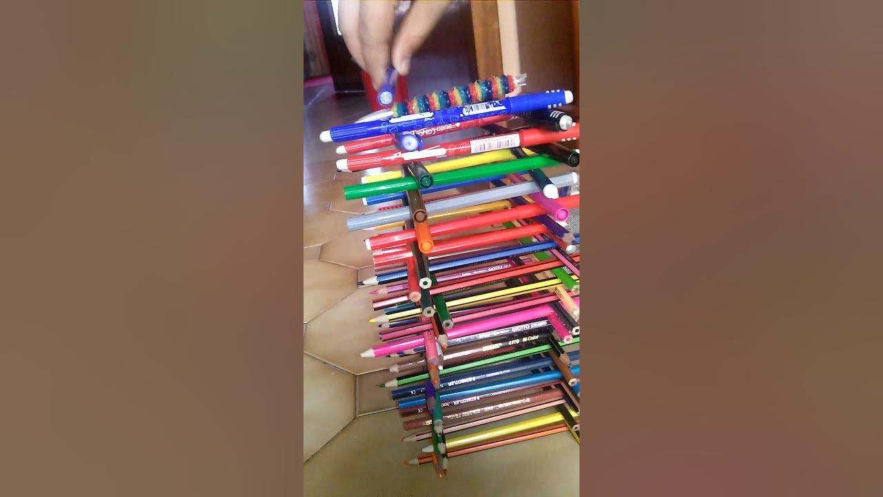 Карандаш проверка. Пенал для карандашей из бумаги. Стаканчик из цветных карандашей. Циркуль из карандашей. Поделки с цветными карандашами.