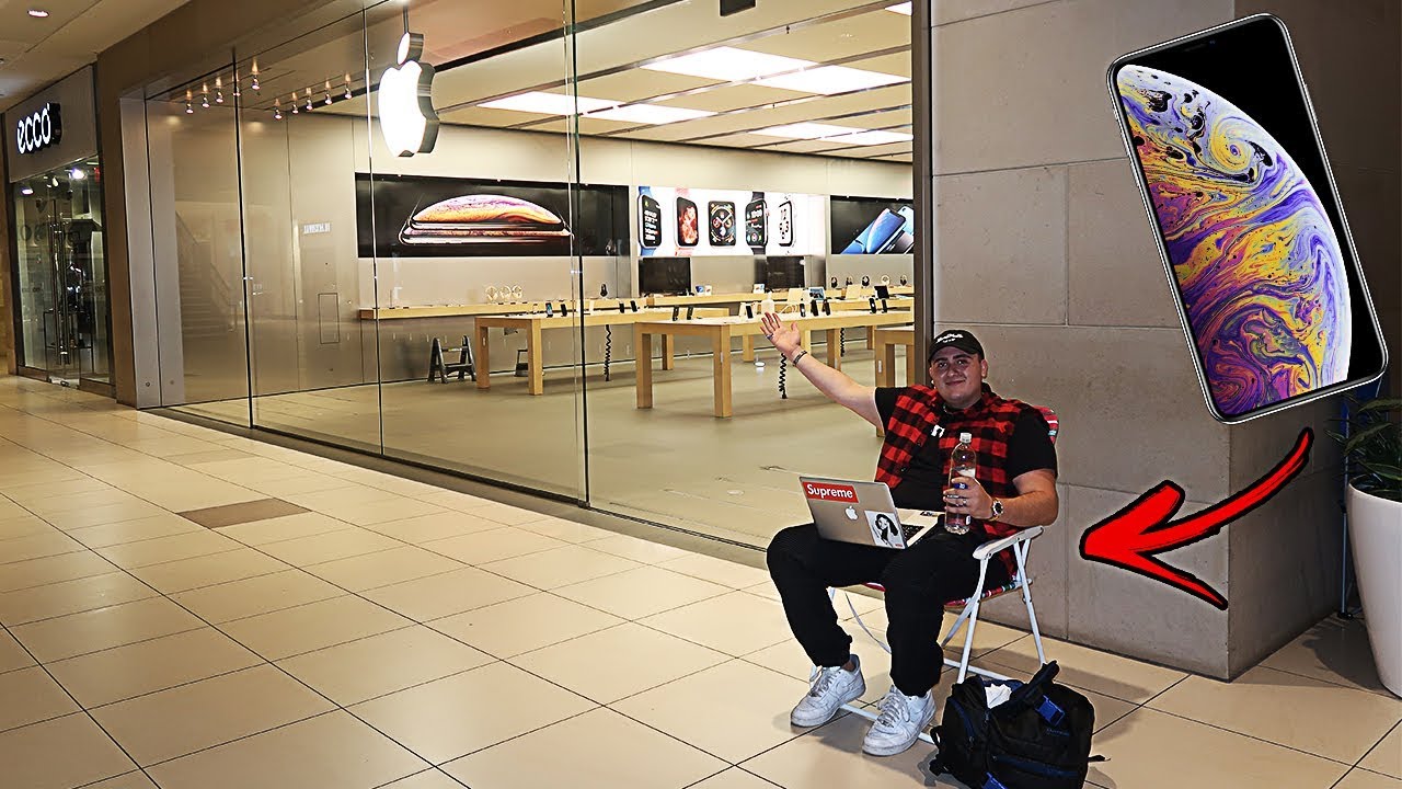 I WAS THE FIRST IN LINE FOR THE APPLE LAUNCH OF THE IPHONE XS MAX | YOU WONT BELIEVE WHAT HAPPENED!!