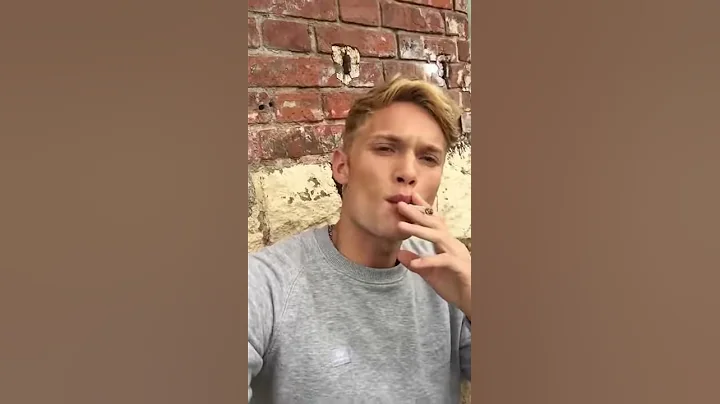 Lucas Ernst - Smoke