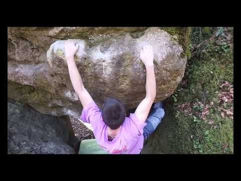 Jasper Lüerßen climbing "Dickmann" (7b) and "Black Hawk Down" (7a+) in Frankenjura