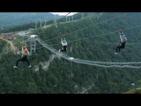 Video: Zipline 2200 Metriä Niagaran Putouksen Yli Kesällä