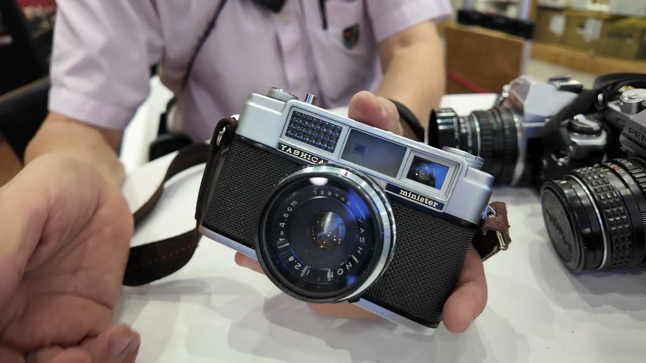 Yashica Minister II - YouTube