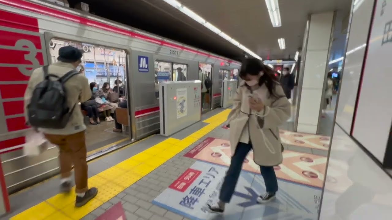 Shin-Osaka to Umeda | Osaka Metro (大阪メトロ) Midosuji Line Train Ride!