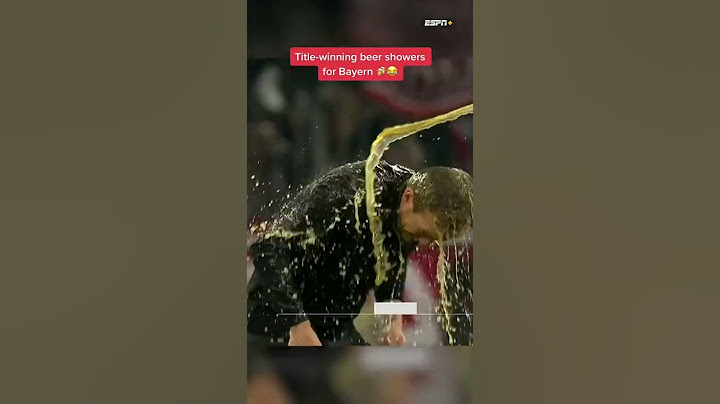 Julian Nagelsmann’s beer shower 😂 🍻 #shorts