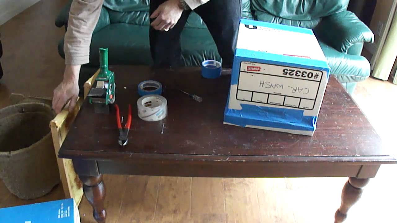 BEE SWARM TRAP FOR (almost) FREE