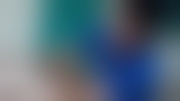 Cắt tiết vịt bằng chân quá nghệ thuật