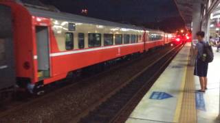 7216次貨運列車高雄站開車