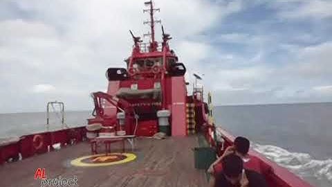 USV. Twin Sister...Sailing.. Total Offshore.