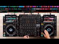 PRO DOES INSANE MIX ON THE CDJ-3000 & DJM-V10 - Fast and Creative DJ Mixing
