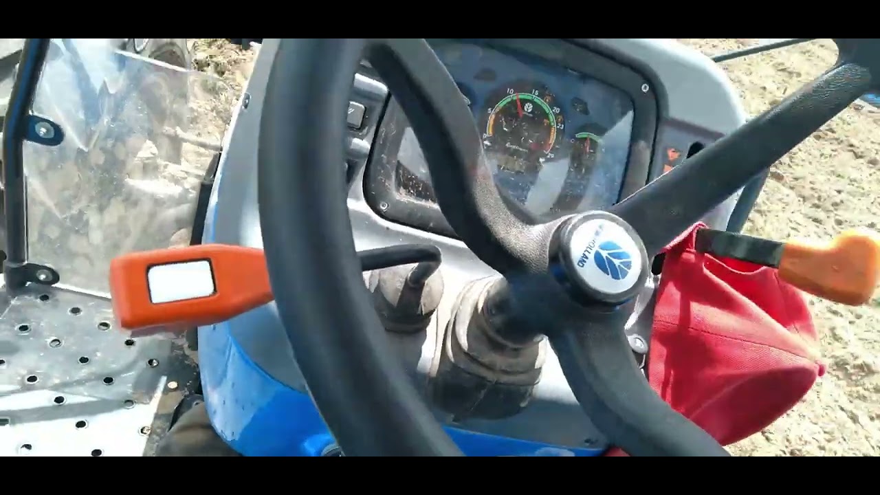 Uso de liftomatic en tractor New Holland tt4.75