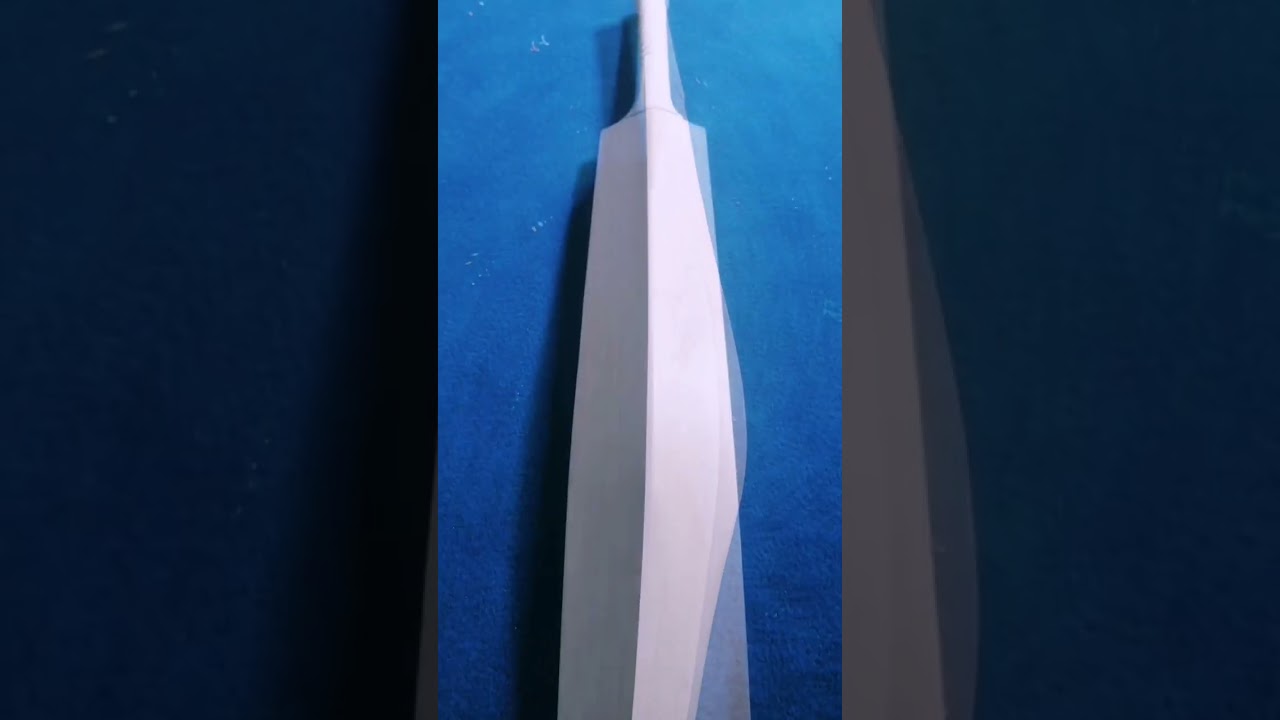 Virat Kohli Cricket bat Shape We can Customized your required English willow cricket bat shapes.