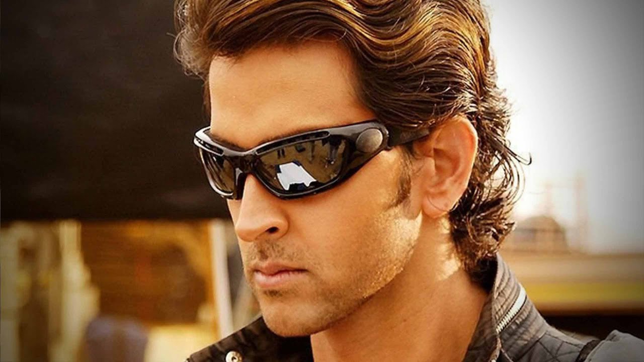 🧠 Genius Thief with 299+ IQ Pretends to be a Statue to Steal Museum’s Most Valuable Gem! DHOOM 2