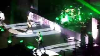 Download Lagu 5 Seconds of Summer - Voodoo Doll | ROWYSO | Leeds | 3rd of June 2015 (Michael falls) MP3