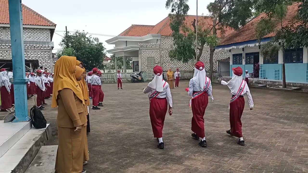 RUTINITAS SENIN PAGI💪