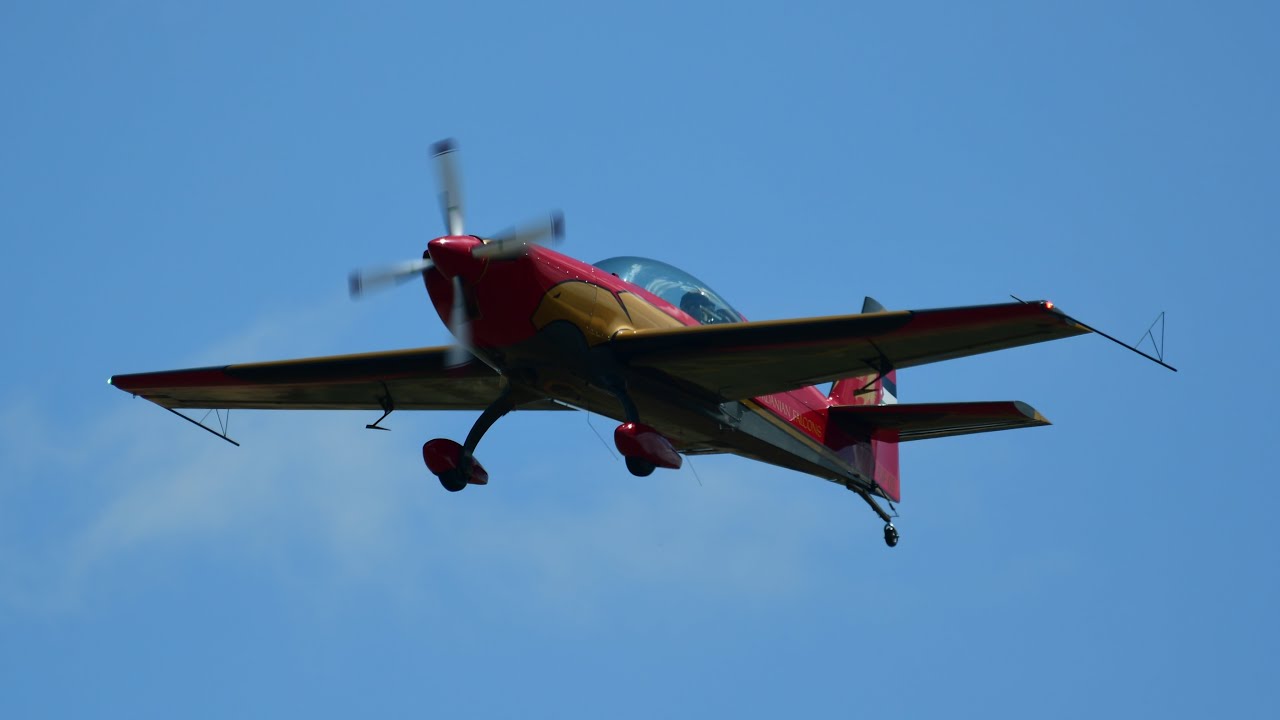 RIAT25 SERIES - Royal Jordanian Falcons Drift-Style Arrivals Into Fairford!