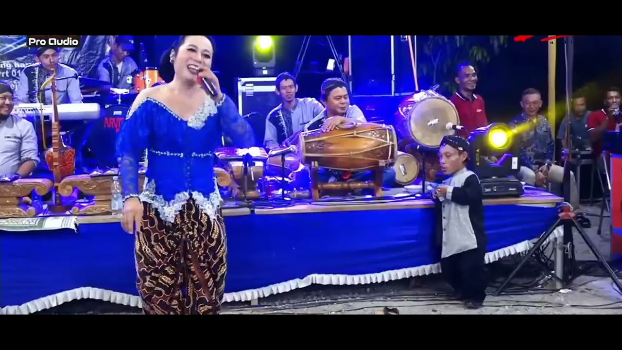 Endang & uncek // guyonmaton