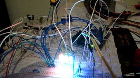 Saída PWM arduino com 3 Leds